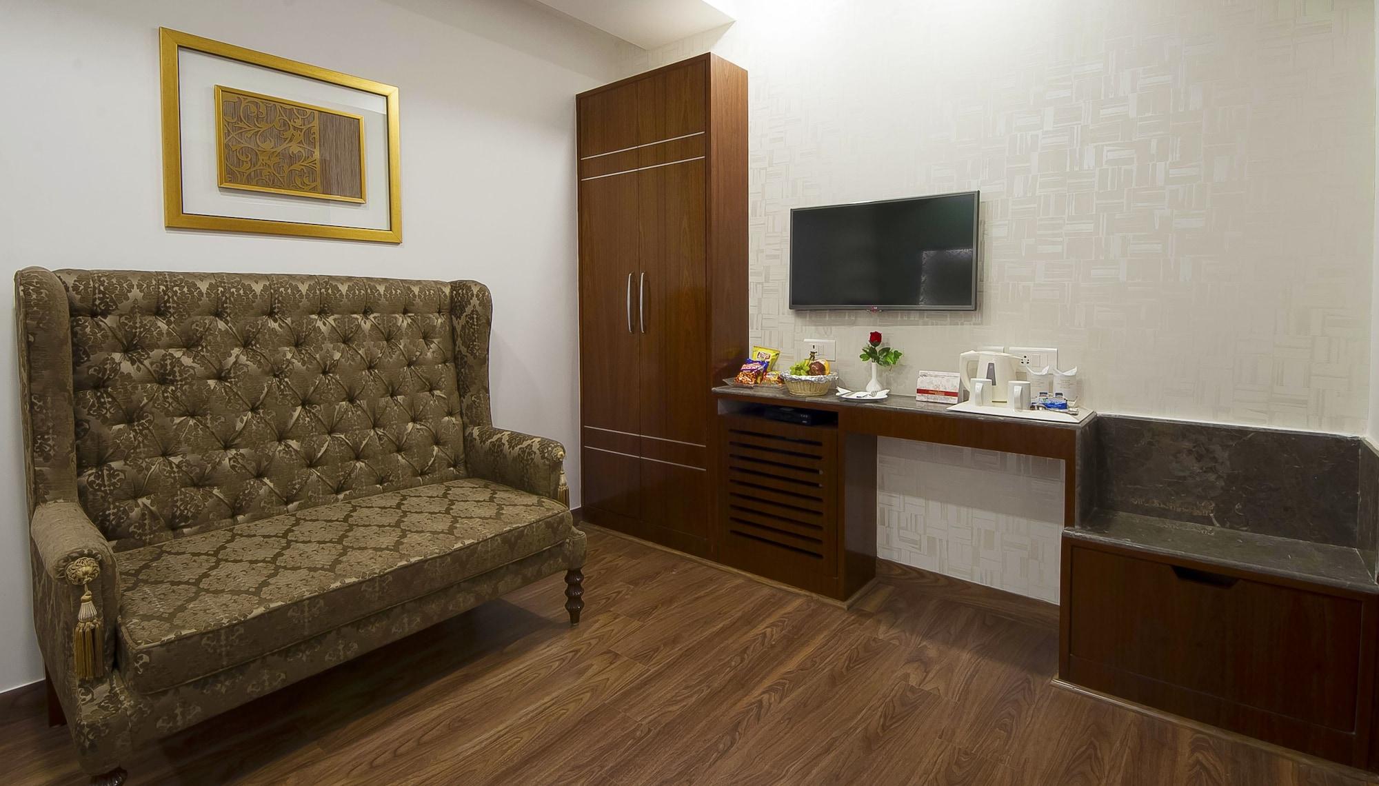 Hotel Swaran Palace Delhi  Exterior foto