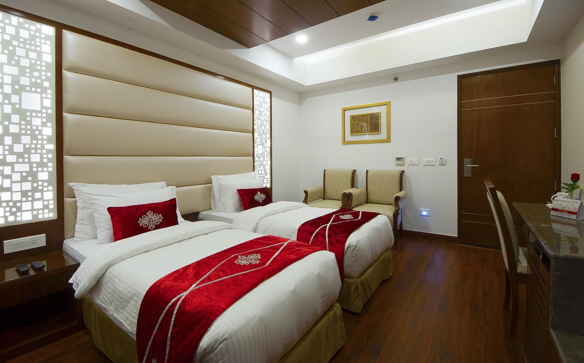 Hotel Swaran Palace Delhi  Exterior foto