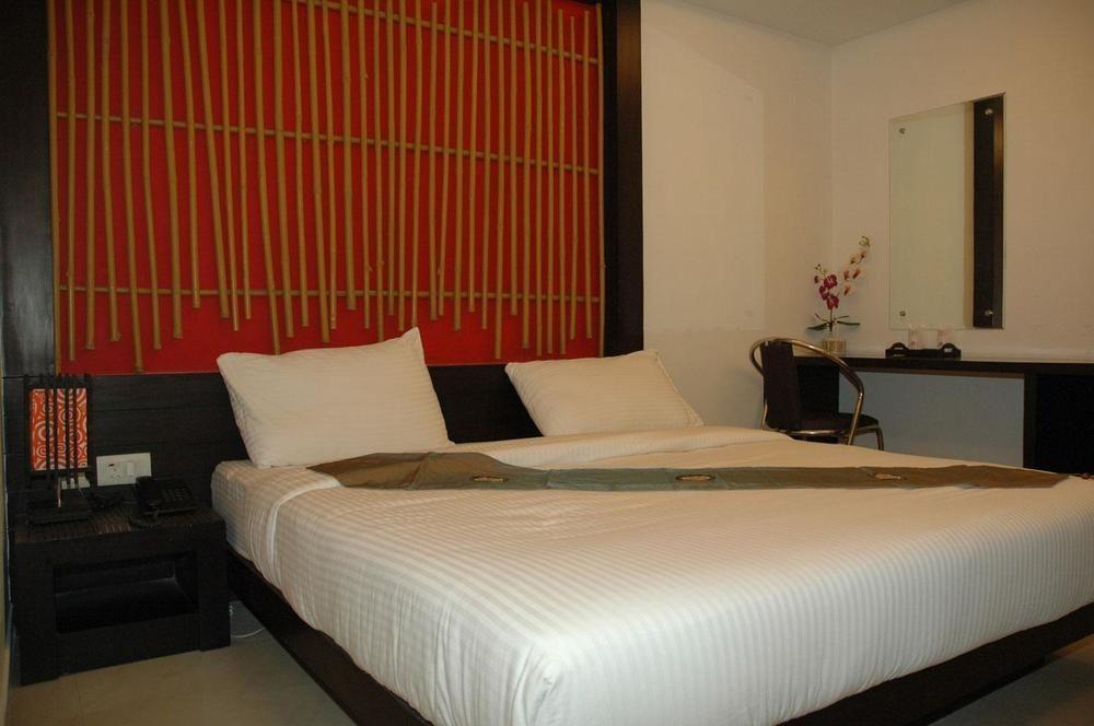 Hotel Swaran Palace Delhi  Exterior foto